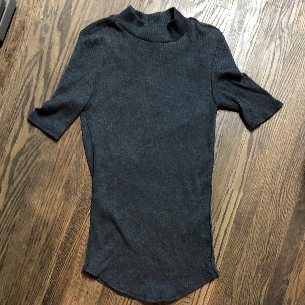 We the free size medium short sleeve short